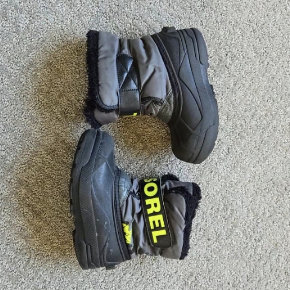 Boys sorrel boot